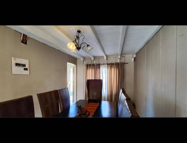 3 BEDROOM HOUSE FOR SALE IN CRYSTAL PARK